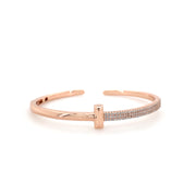 T With Half Circle Bracelet